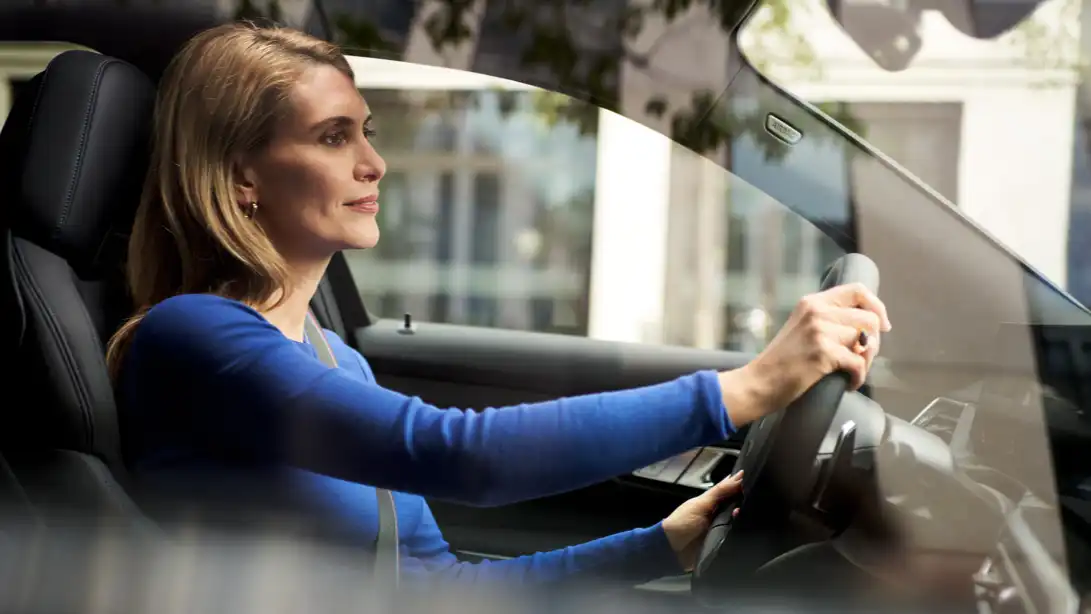 Топ‑5 цифровых технологий BMW, упрощающих жизнь водителя